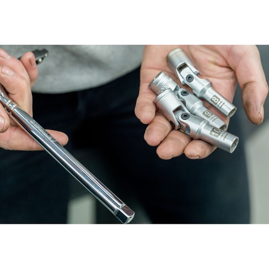 STANLEY® Kloubový klíč na svíčky - 10mm