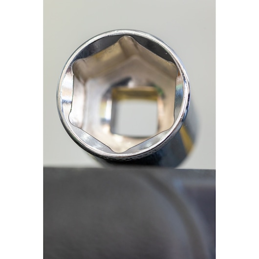 STANLEY STMT86111-0 socket close-up, metallic finish, photography from top angle.